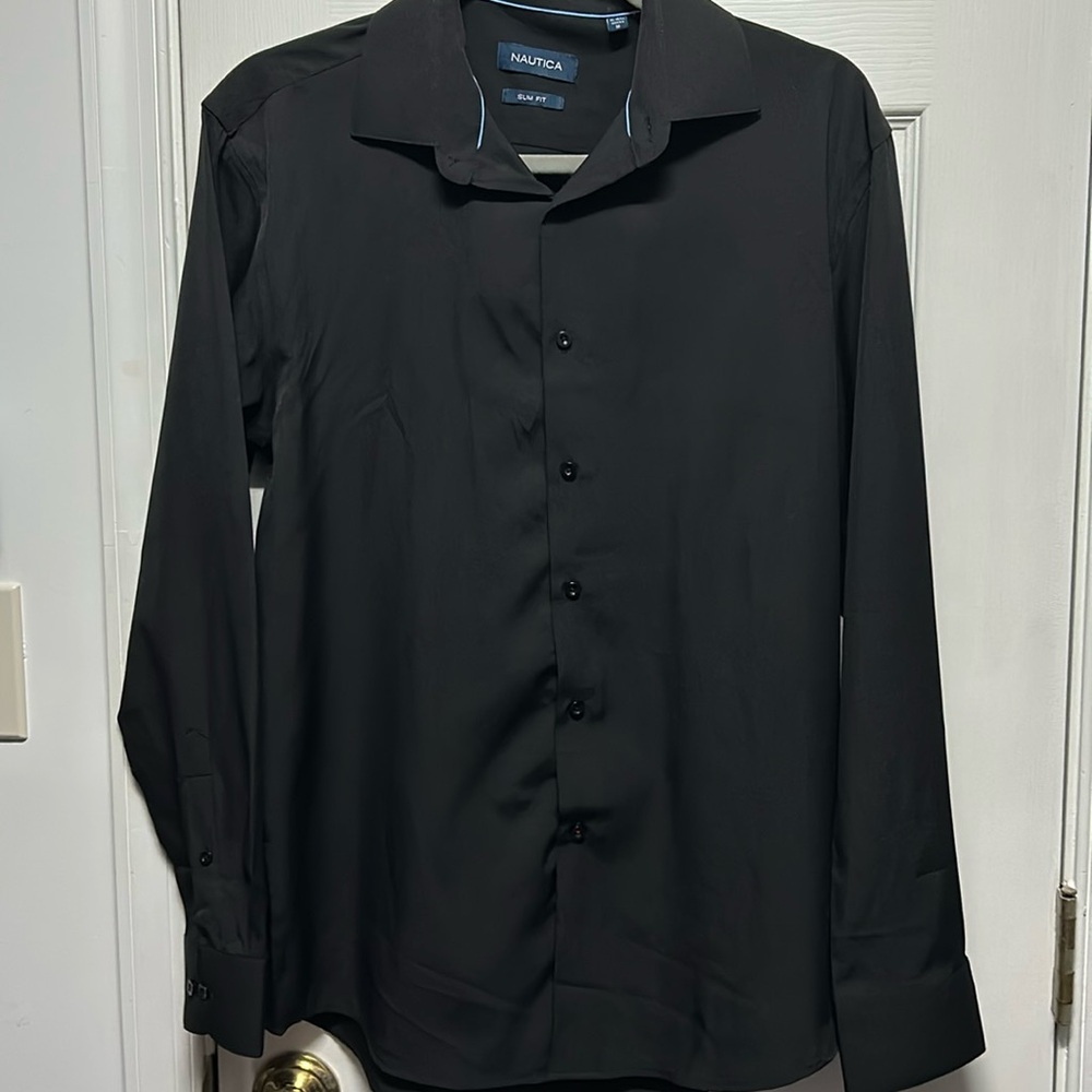 Black Nautica men’s dress shirt